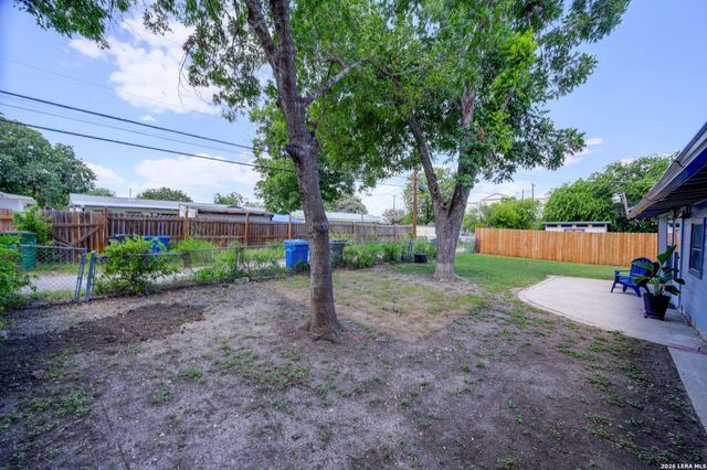 651 shadywood, San Antonio, TX 78216