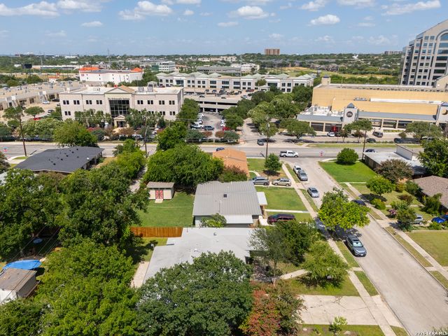651 shadywood, San Antonio, TX 78216