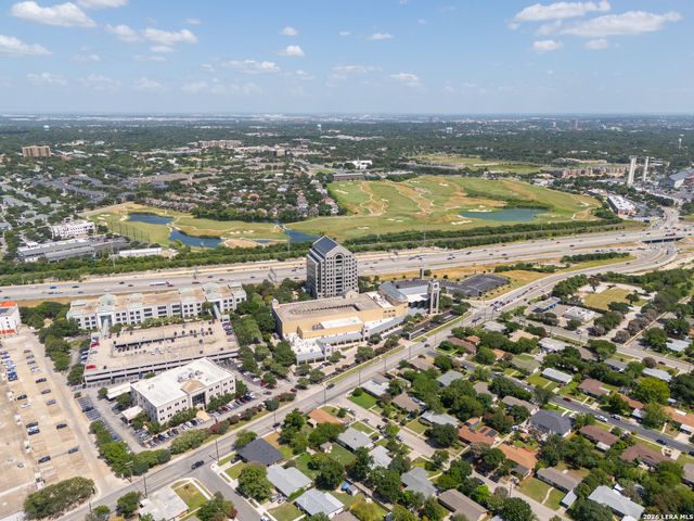 651 shadywood, San Antonio, TX 78216