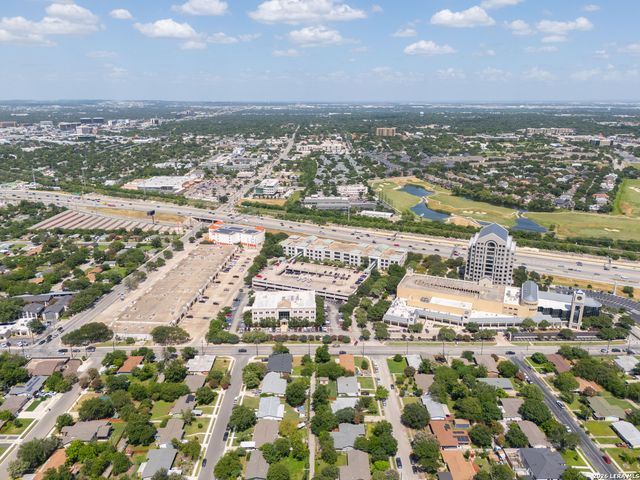651 shadywood, San Antonio, TX 78216