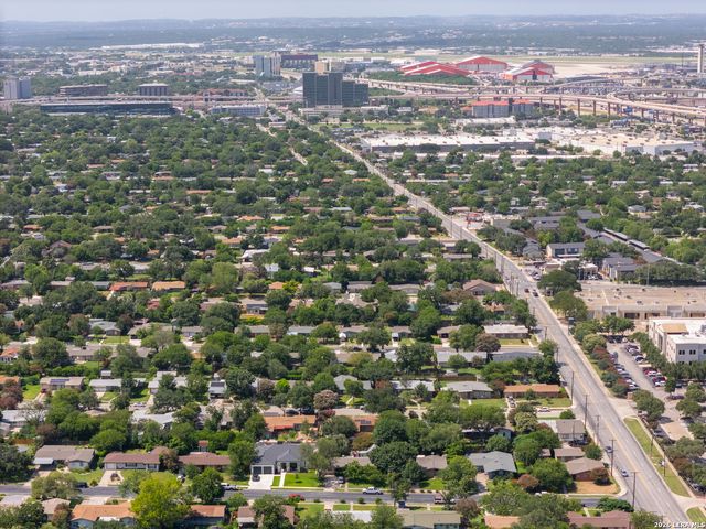 651 shadywood, San Antonio, TX 78216