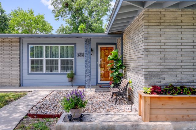 651 shadywood, San Antonio, TX 78216