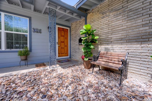 651 shadywood, San Antonio, TX 78216