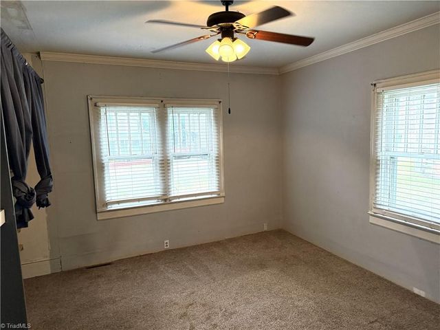 209 Burton Street, Reidsville, NC 27320