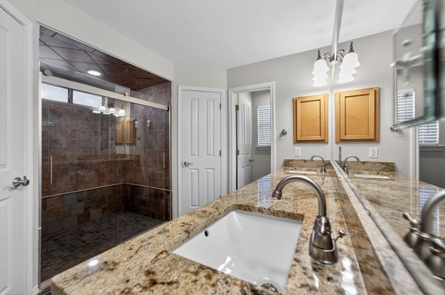 317 Yorktown, Pleasanton, TX 78064