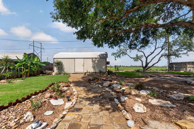 317 Yorktown, Pleasanton, TX 78064