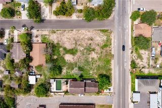 513 S 4th Avenue, Edinburg, TX 78539
