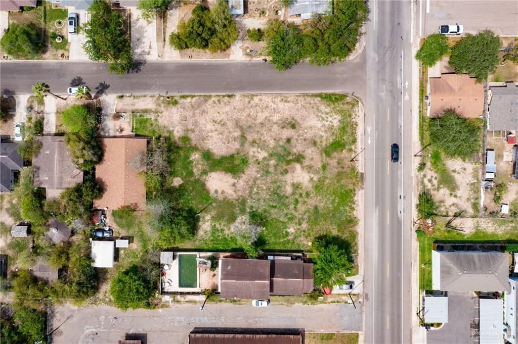 513 S 4th Avenue, Edinburg, TX 78539