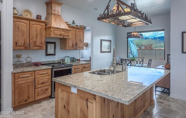 28 San Gabriel Drive, Patagonia, AZ 85624