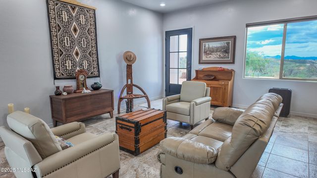 28 San Gabriel Drive, Patagonia, AZ 85624