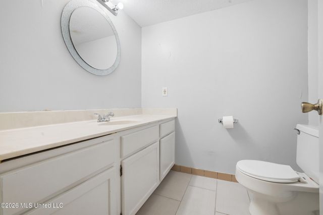 1130 Beach Boulevard, 106, Biloxi, MS 39530