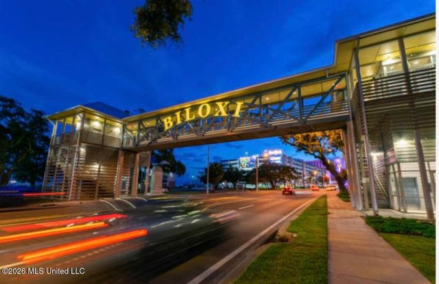 1130 Beach Boulevard, 106, Biloxi, MS 39530