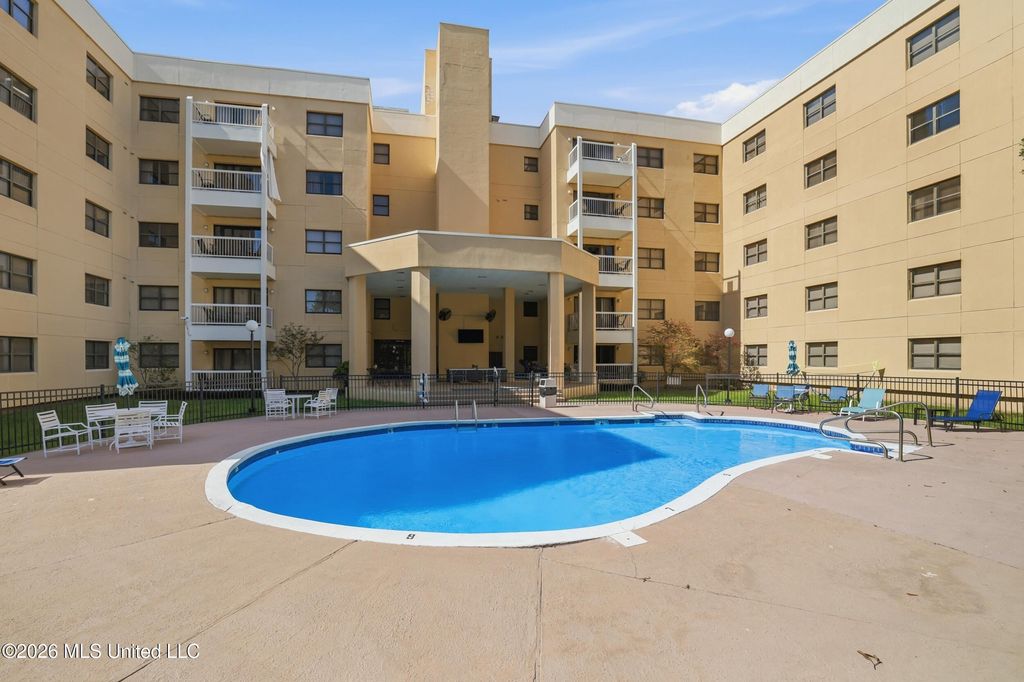 1130 Beach Boulevard, 106, Biloxi, MS 39530