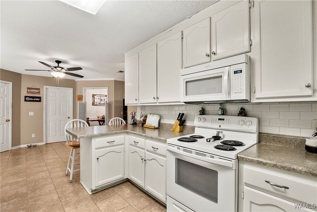 1742 Hunters, Tuscaloosa, AL 35405