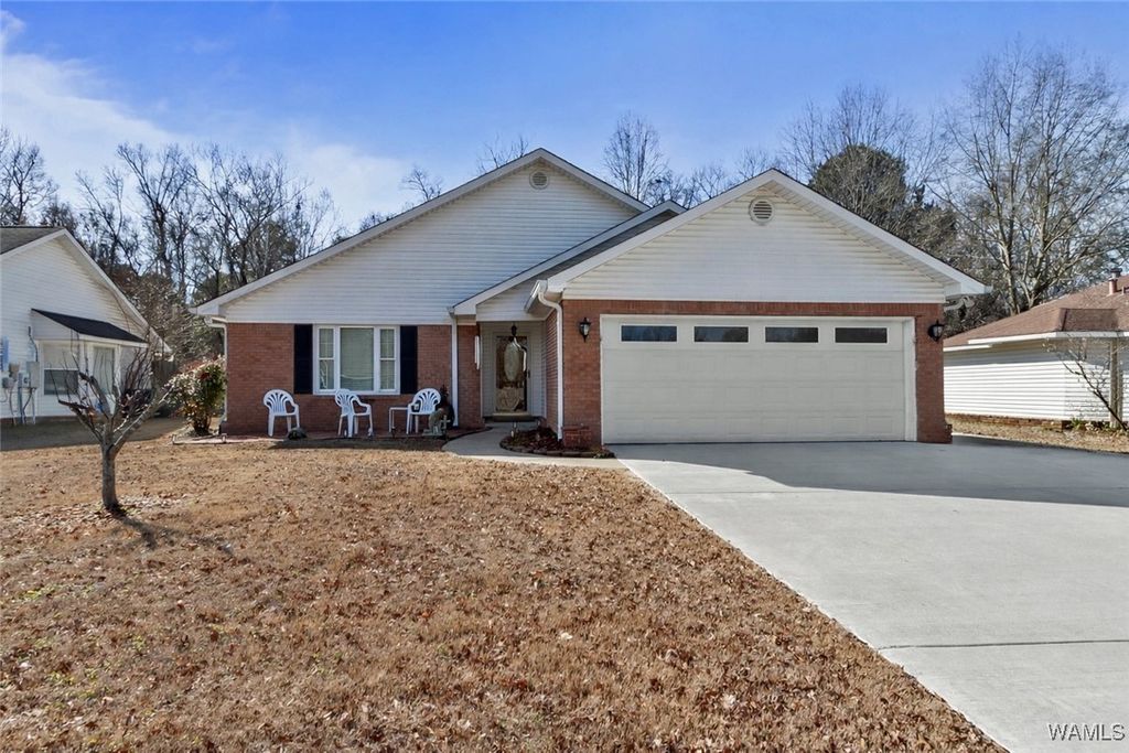 1742 Hunters, Tuscaloosa, AL 35405