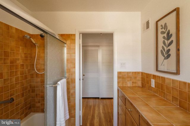 7913 LOUISE LN, Glenside, PA 19038