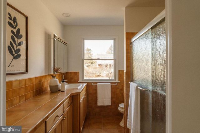 7913 LOUISE LN, Glenside, PA 19038