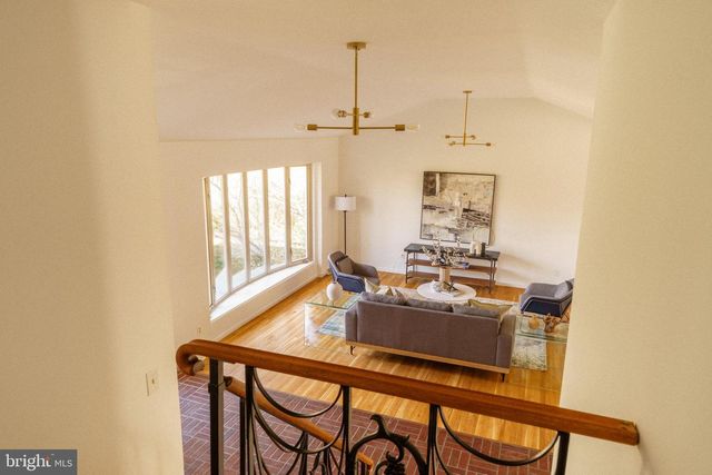 7913 LOUISE LN, Glenside, PA 19038