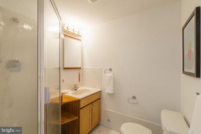 7913 LOUISE LN, Glenside, PA 19038