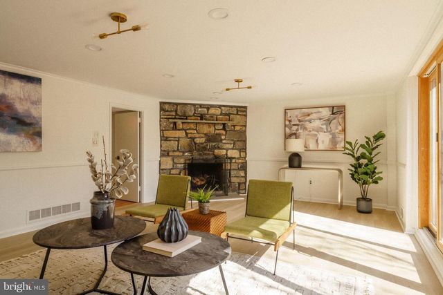 7913 LOUISE LN, Glenside, PA 19038