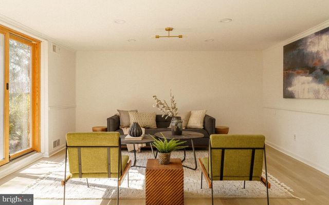 7913 LOUISE LN, Glenside, PA 19038