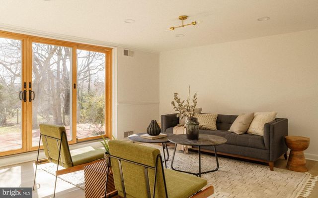 7913 LOUISE LN, Glenside, PA 19038