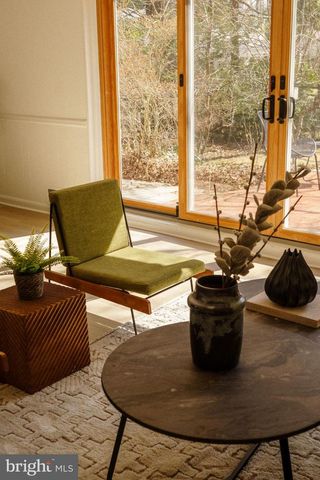 7913 LOUISE LN, Glenside, PA 19038