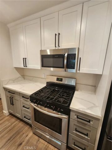 120 S Francisca Avenue 18, Redondo Beach, CA 90277