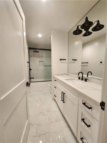 120 S Francisca Avenue 18, Redondo Beach, CA 90277