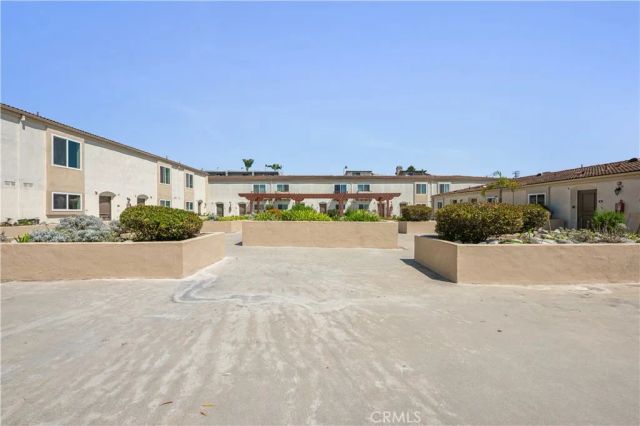 120 S Francisca Avenue 18, Redondo Beach, CA 90277