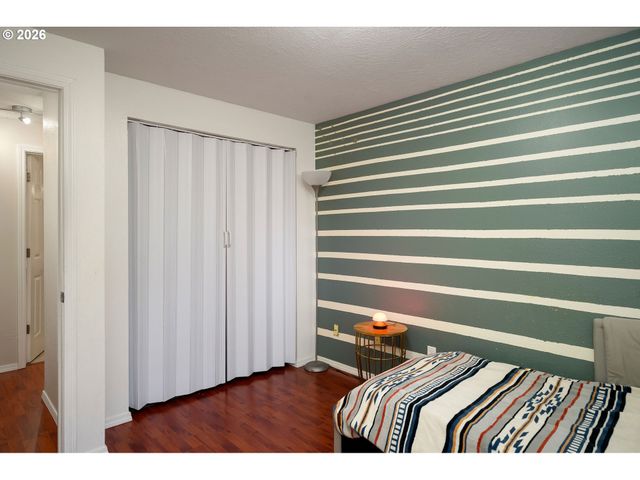 11608 Se REEDWAY St, Portland, OR 97266