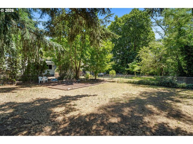 11608 Se REEDWAY St, Portland, OR 97266