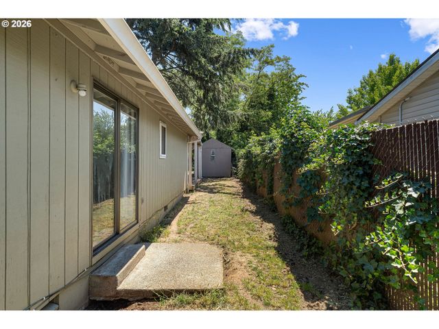 11608 Se REEDWAY St, Portland, OR 97266