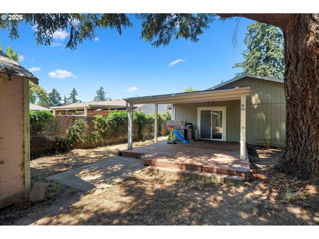 11608 Se REEDWAY St, Portland, OR 97266