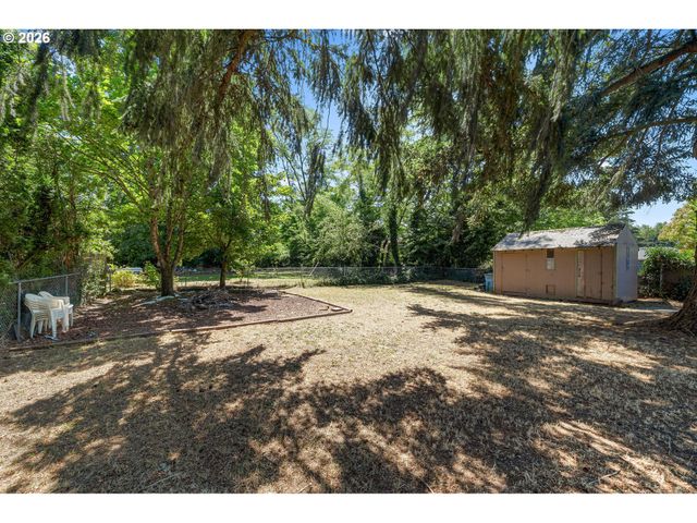 11608 Se REEDWAY St, Portland, OR 97266