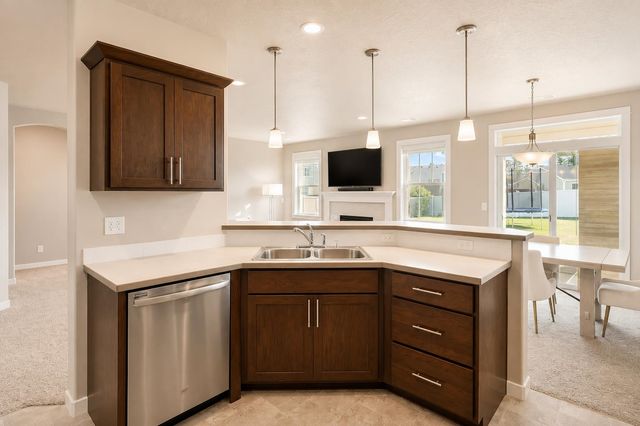 1101 S Pillar Rock Dr, Spokane, WA 99224