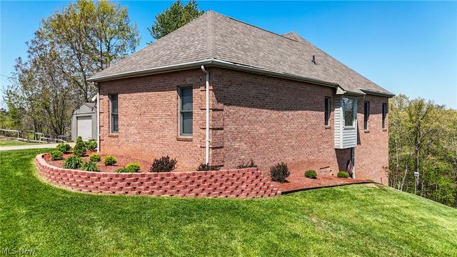 1421 Mcgill Road, Vincent, OH 45784