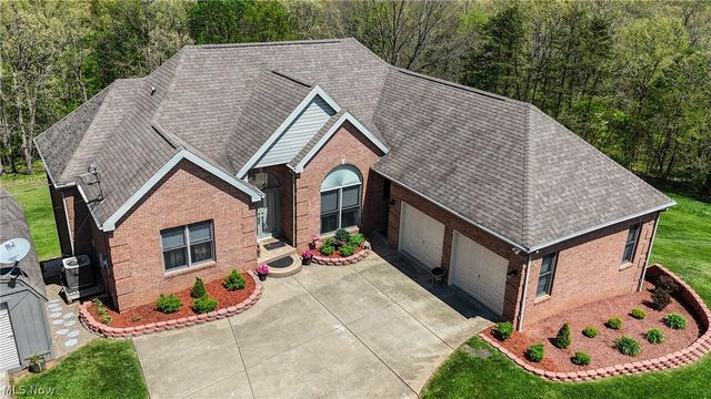 1421 Mcgill Road, Vincent, OH 45784