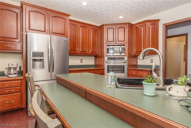 1421 Mcgill Road, Vincent, OH 45784
