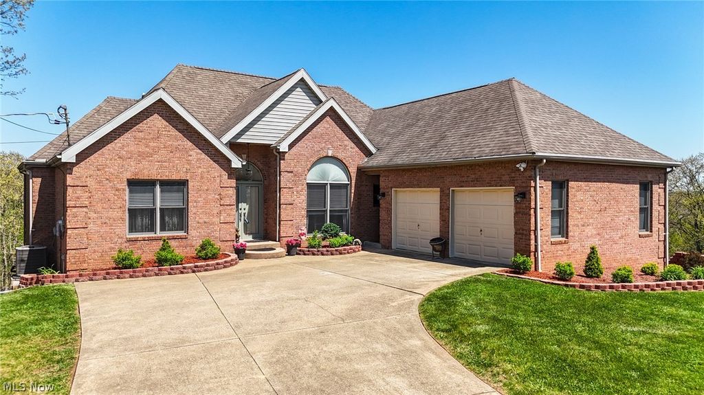 1421 Mcgill Road, Vincent, OH 45784