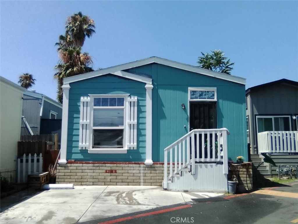 12301 San Fernando 513, Sylmar, CA 91342