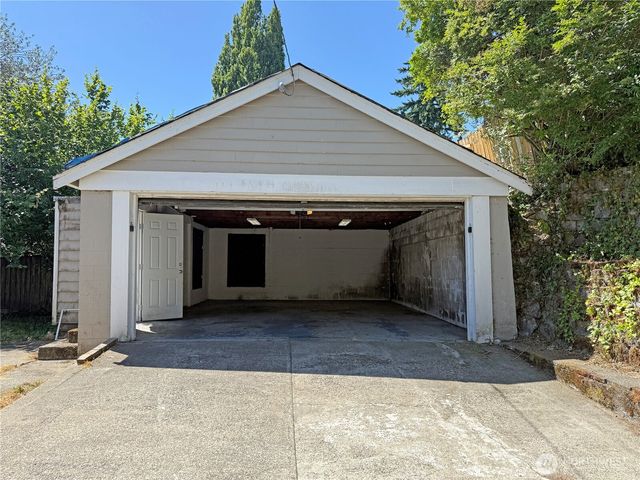 4115 W I Street, Bremerton, WA 98312