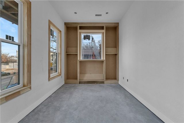 720 N Gregg Avenue, Fayetteville, AR 72701