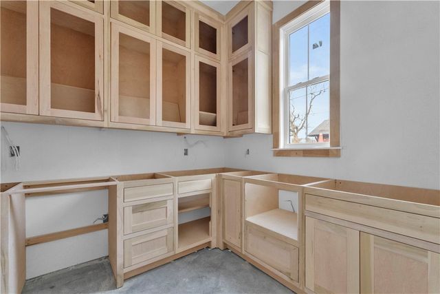 720 N Gregg Avenue, Fayetteville, AR 72701