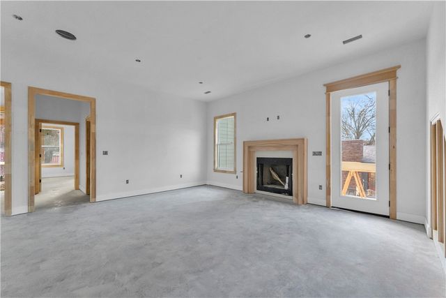 720 N Gregg Avenue, Fayetteville, AR 72701