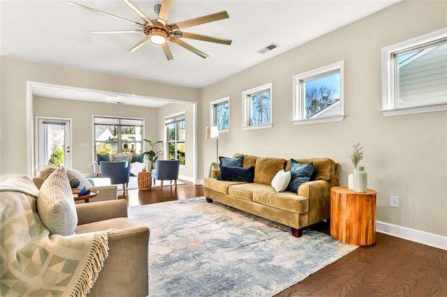 324 Elkins Place, Peachtree City, GA 30269