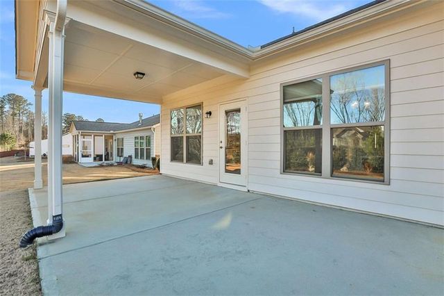 324 Elkins Place, Peachtree City, GA 30269