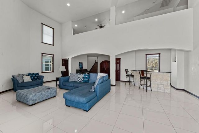 1206 Walter Hoffman RD, Cedar Creek, TX 78612