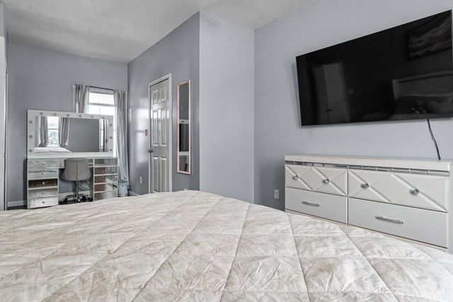 1206 Walter Hoffman RD, Cedar Creek, TX 78612