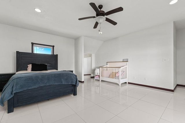 1206 Walter Hoffman RD, Cedar Creek, TX 78612